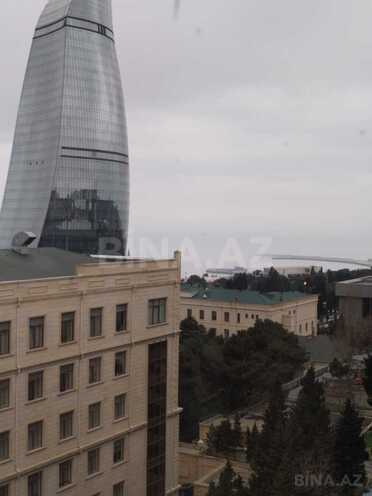 Продаётся 3-комн. вторичка 100 м², Ясамальский р., photo 8 from 11