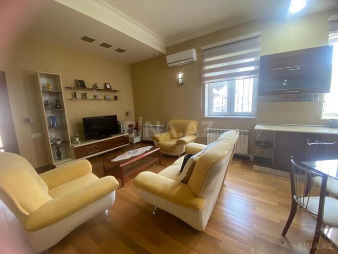 İcarəyə verilir 2 otaqlı yeni tikili 70 m², İçəri Şəhər m., photo 4 from 21