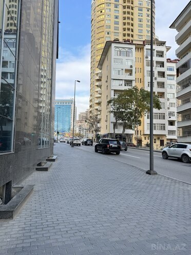 Продаётся 4-комн. новостройка 215 м², м. Низами, photo 7 from 11