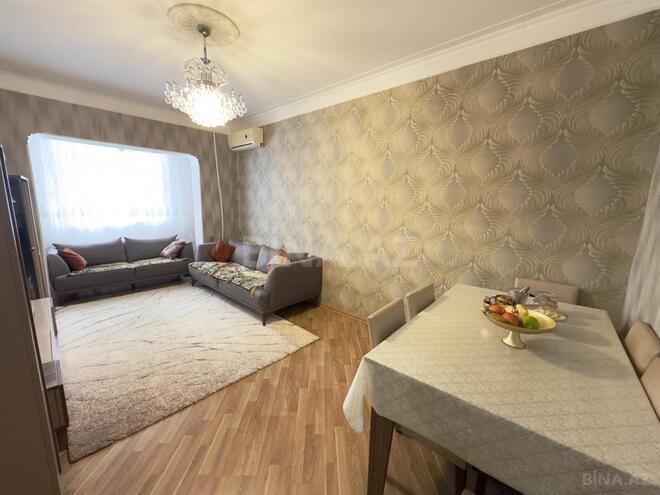 Продаётся 4-комн. вторичка 95 м², м. Ази Асланов, photo 3 from 15