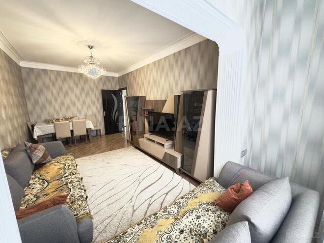 Продаётся 4-комн. вторичка 95 м², м. Ази Асланов, photo 1 from 15