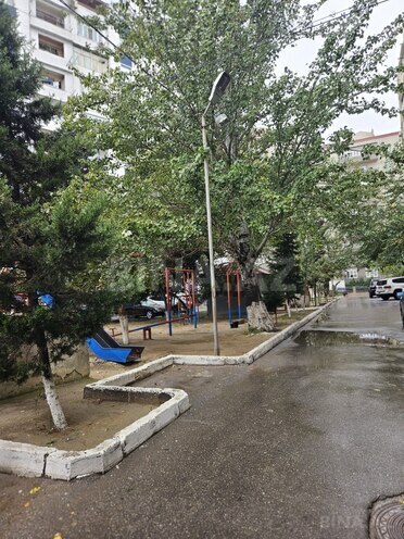Satılır 3 otaqlı köhnə tikili 85 m², Koroğlu m., photo 3 from 30