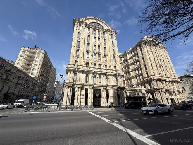 Продаётся 3-комн. вторичка 90 м², м. Сахил, photo 3 from 27