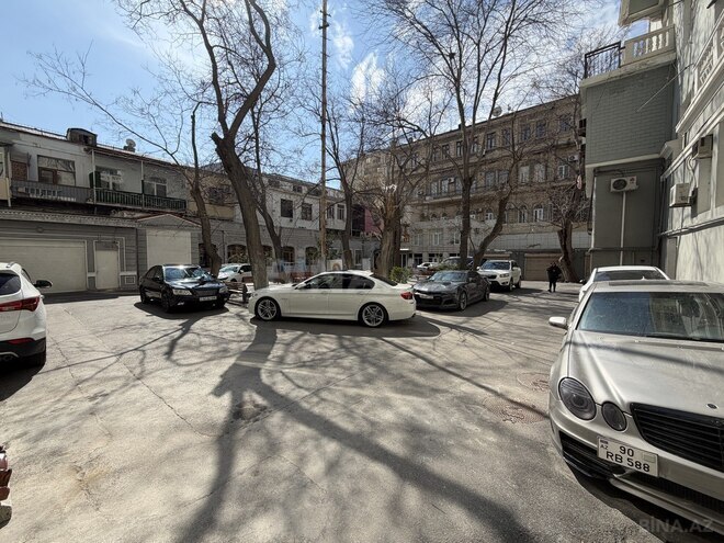 Продаётся 3-комн. вторичка 90 м², м. Сахил, photo 6 from 27