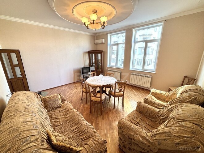 İcarəyə verilir 2 otaqlı yeni tikili 80 m², 28 May m., photo 7 from 19