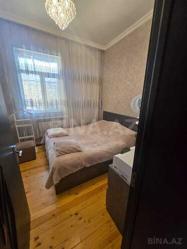 Satılır 2 otaqlı köhnə tikili 80 m², photo 18 from 32