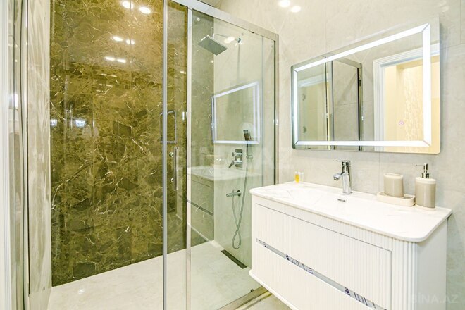 İcarəyə verilir 3 otaqlı yeni tikili 120 m², 28 May m., photo 21 from 32