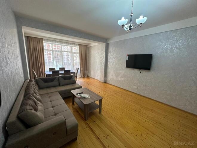 Сдаётся 2-комн. новостройка 105 м², м. Нефтчиляр, photo 3 from 18