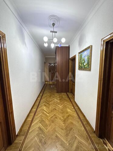 Satılır 5 otaqlı köhnə tikili 110 m², Badamdar q., photo 19 from 24