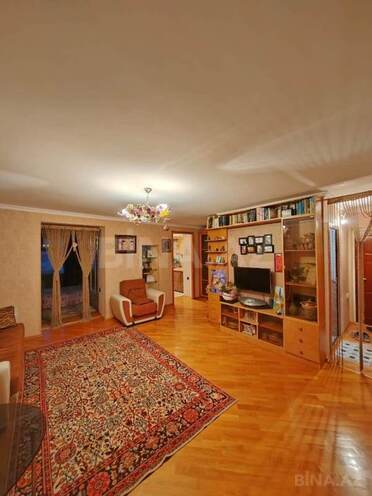 Продаётся 2-комн. вторичка 65 м², Ясамальский р., photo 4 from 12