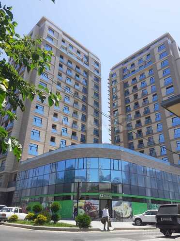 Продаётся 3-комн. новостройка 118.5 м², м. Низами, photo 1 from 7