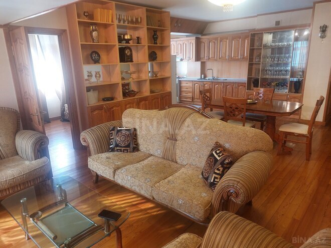 Satılır 3 otaqlı köhnə tikili 75 m², 28 May m., photo 5 from 22