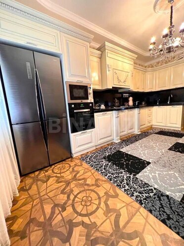 Продаётся 4-комн. новостройка 220 м², м. Низами, photo 8 from 13