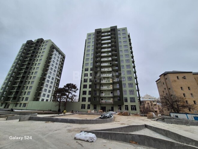 Продаётся 2-комн. новостройка 69 м², м. Низами, photo 1 from 6