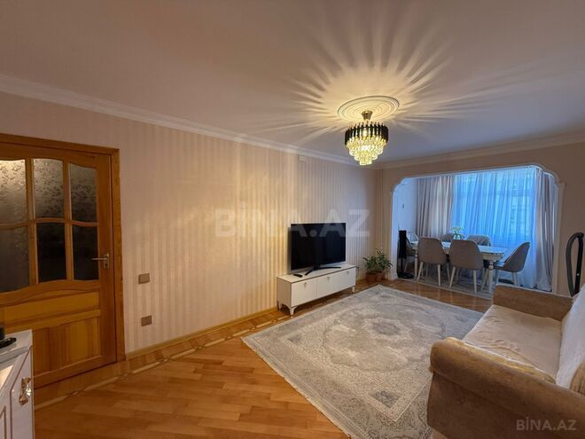 Satılır 3 otaqlı köhnə tikili 75 m², Xalqlar Dostluğu m., photo 3 from 18