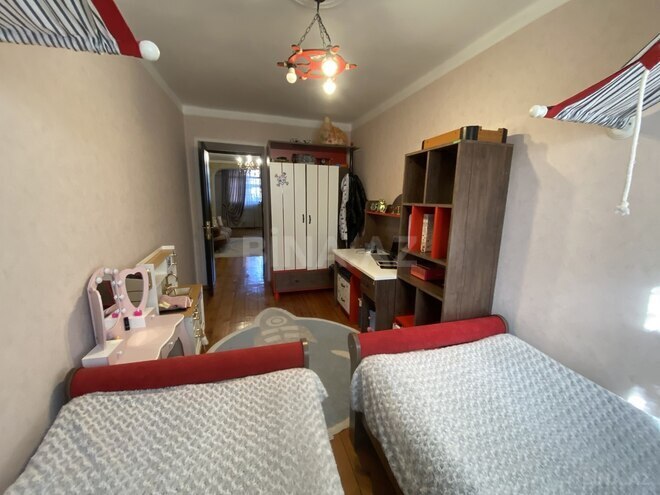 Satılır 3 otaqlı köhnə tikili 70 m², Qara Qarayev m., photo 9 from 13