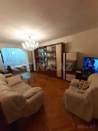 Продаётся 3-комн. вторичка 75 м², м. Элмляр Академиясы, photo 3 from 16