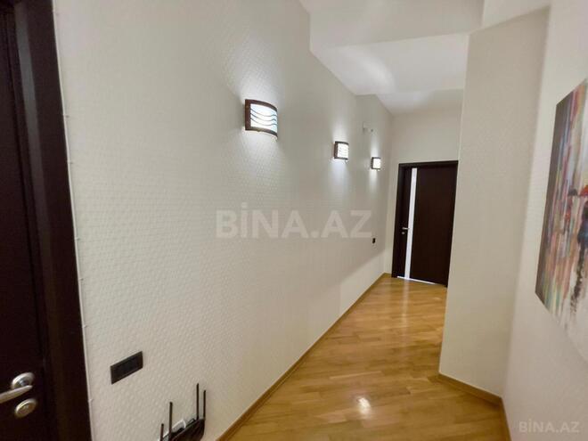 Продаётся 4-комн. новостройка 225 м², м. Низами, photo 19 from 30