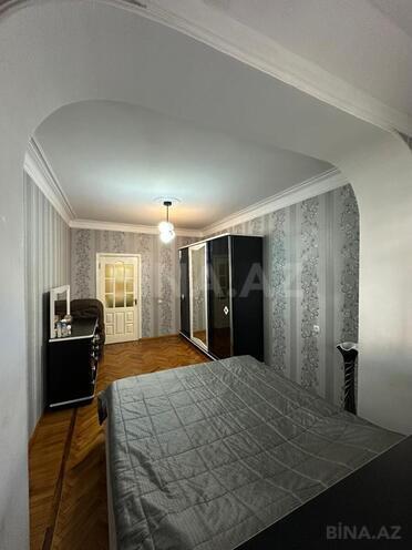 Satılır 3 otaqlı köhnə tikili 70 m², Qara Qarayev m., photo 8 from 18