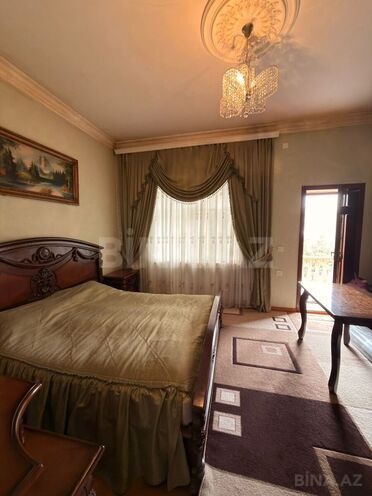 Продаётся 10-комн. дом/дача 500 м², Хатаинский р., photo 11 from 19