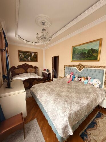 Продаётся 10-комн. дом/дача 500 м², Хатаинский р., photo 12 from 19