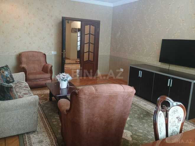Сдаётся 2-комн. новостройка 90 м², м. Низами, photo 3 from 17