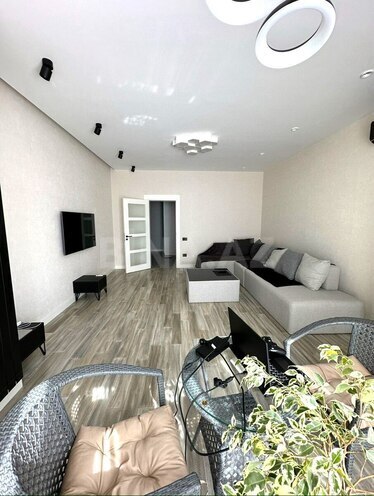 Satılır 3 otaqlı yeni tikili 130 m², 8 Noyabr m., photo 3 from 25