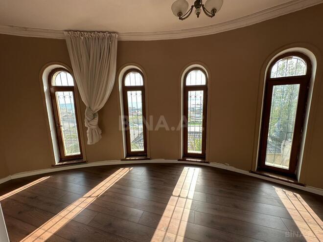 Сдаётся 7-комн. дом/дача 400 м², Хатаинский р., photo 17 from 25