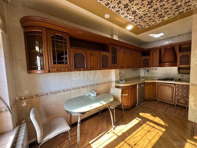 Сдаётся 7-комн. дом/дача 400 м², Хатаинский р., photo 10 from 25