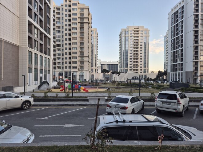 Продаётся 2-комн. новостройка 117 м², м. Кероглу, photo 4 from 12