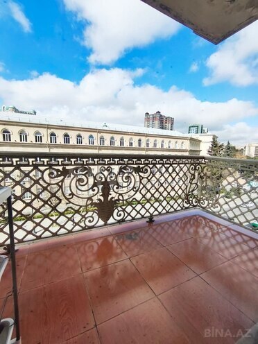 Satılır 3 otaqlı köhnə tikili 75 m², Elmlər Akademiyası m., photo 14 from 19