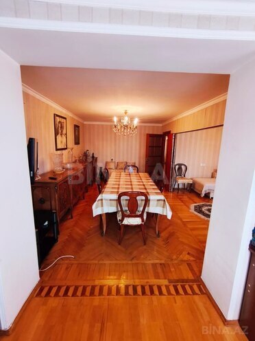 Продаётся 3-комн. вторичка 75 м², м. Элмляр Академиясы, photo 5 from 22