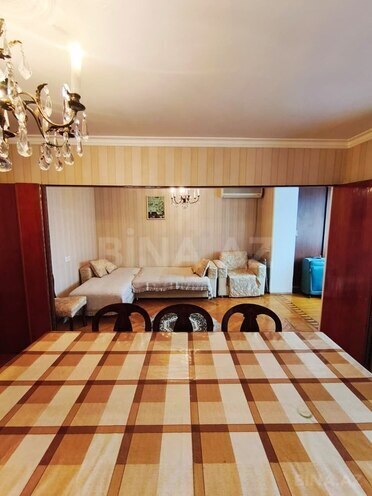 Продаётся 3-комн. вторичка 75 м², м. Элмляр Академиясы, photo 7 from 22