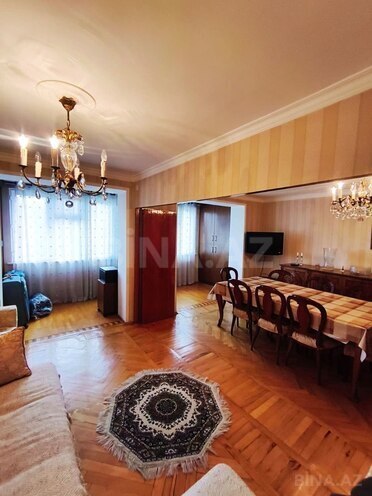 Продаётся 3-комн. вторичка 75 м², м. Элмляр Академиясы, photo 4 from 22