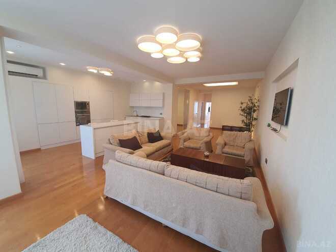 Сдаётся 3-комн. новостройка 120 м², м. 8 ноября, photo 4 from 23