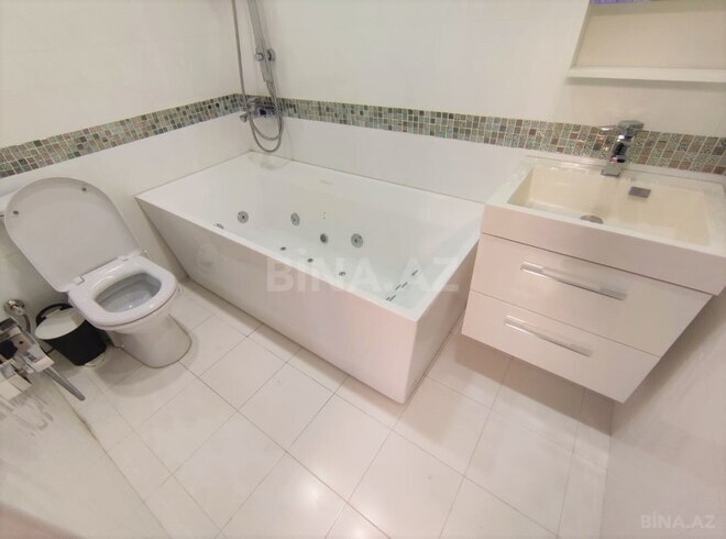 Сдаётся 3-комн. новостройка 120 м², м. 8 ноября, photo 12 from 23
