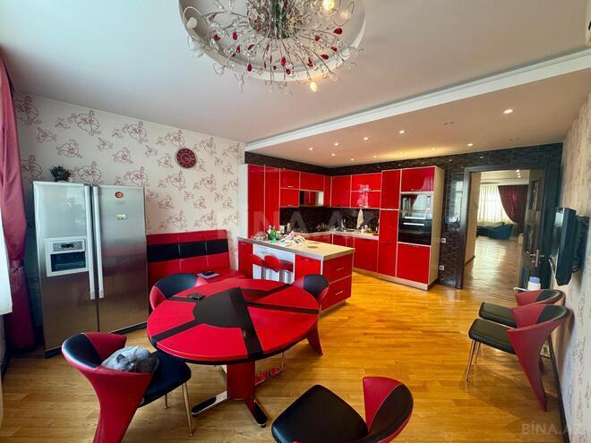 Сдаётся 3-комн. новостройка 150 м², м. Элмляр Академиясы, photo 13 from 19