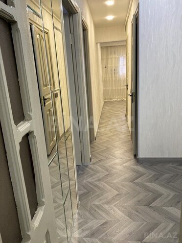 Продаётся 3-комн. вторичка 70 м², м. Кара Караев, photo 9 from 13