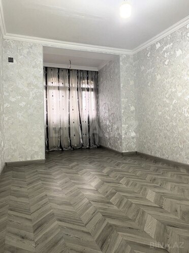 Продаётся 3-комн. вторичка 70 м², м. Кара Караев, photo 3 from 13
