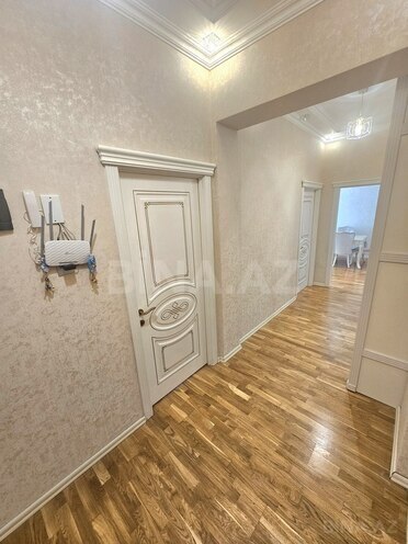Продаётся 3-комн. новостройка 102 м², м. Кара Караев, photo 4 from 32