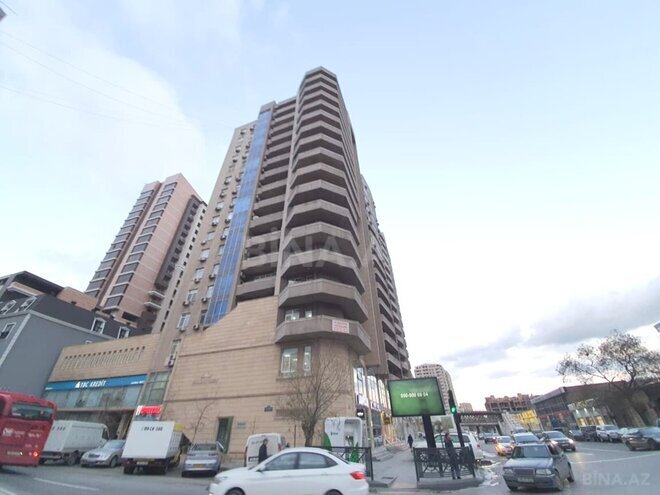 İcarəyə verilir 3 otaqlı yeni tikili 145 m², 28 May m., photo 5 from 27