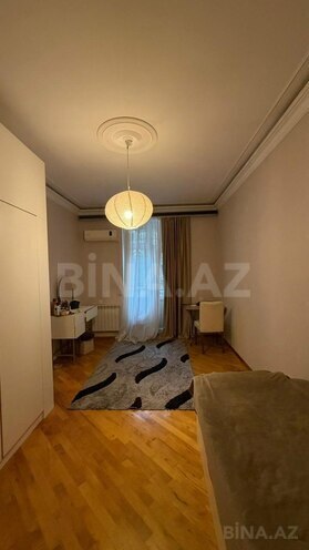 Продаётся 3-комн. вторичка 90 м², м. Кара Караев, photo 8 from 15
