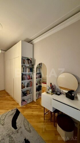 Продаётся 3-комн. вторичка 90 м², м. Кара Караев, photo 9 from 15