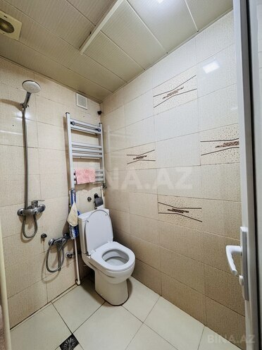 Продаётся 2-комн. вторичка 64 м², м. Низами, photo 11 from 12