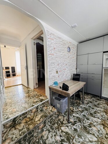 Продаётся 2-комн. вторичка 64 м², м. Низами, photo 10 from 12