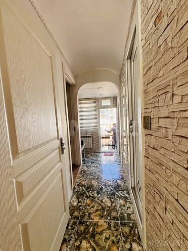 Продаётся 2-комн. вторичка 64 м², м. Низами, photo 7 from 12