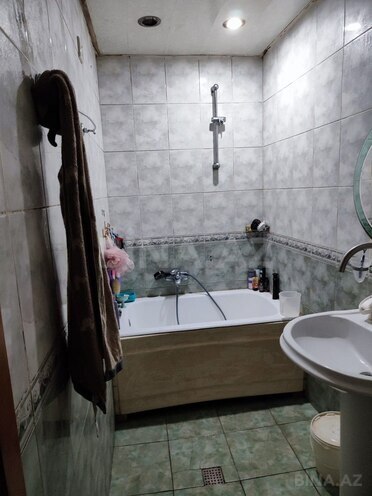 Satılır 2 otaqlı köhnə tikili 60 m², Nizami m., photo 12 from 13