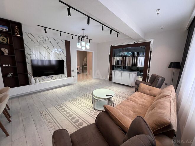 Сдаётся 3-комн. новостройка 150 м², пос. Бадамдар, photo 1 from 27