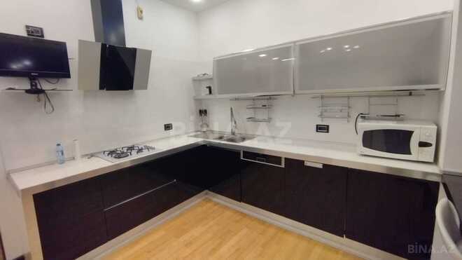 Satılır 3 otaqlı köhnə tikili 100 m², Sahil m., photo 16 from 26