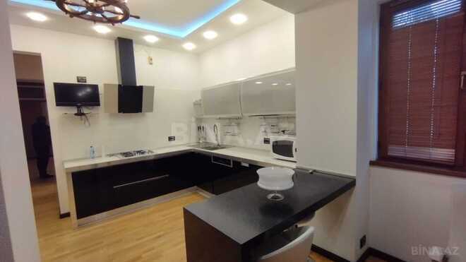 Satılır 3 otaqlı köhnə tikili 100 m², Sahil m., photo 17 from 26